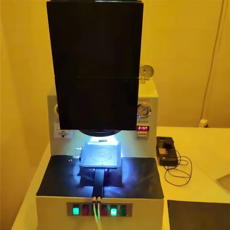 C-43型 國產(chǎn)高精度光刻機